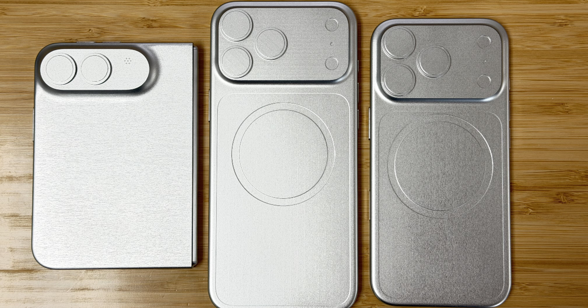 Home Apples Foldable iPhone Ultra May Face US First Launch and International.webp